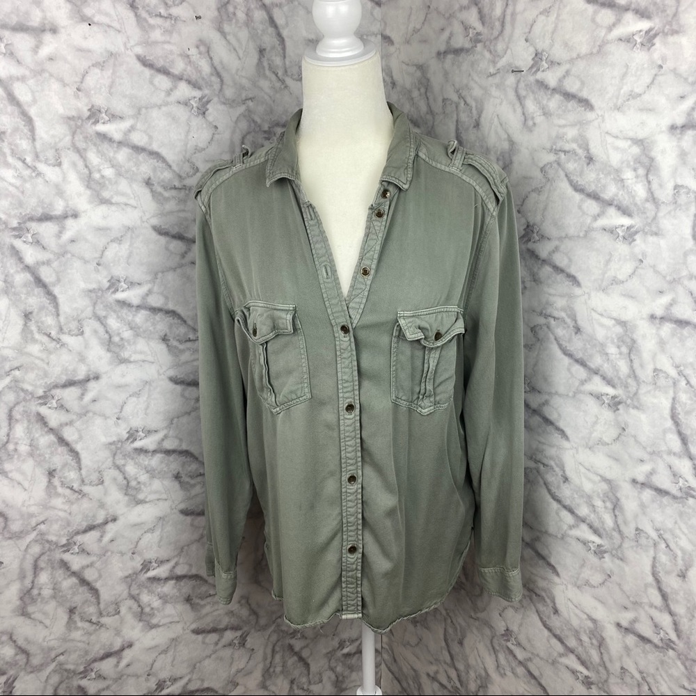 American Eagle Outfitters Boyfriend Fit Top